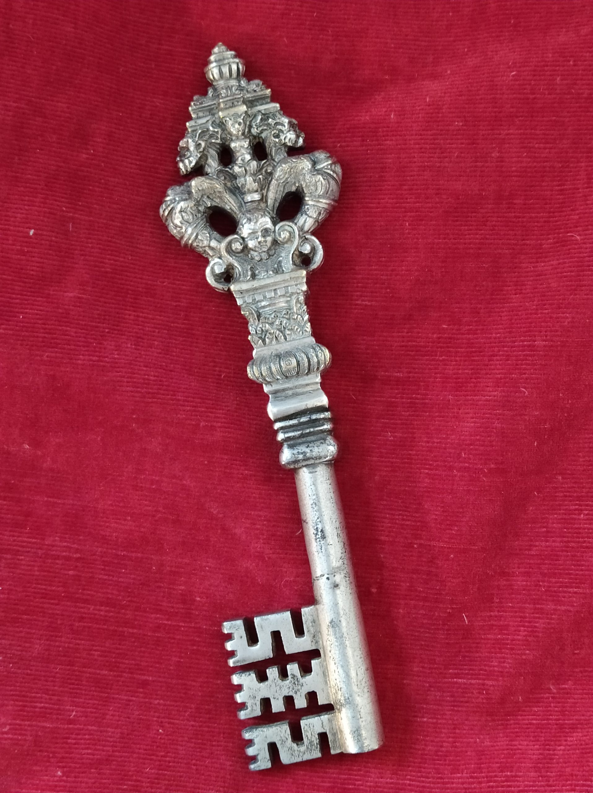 Clef de Chambellan de la fin du 18 ème Siècle - Fanelli curiosités ...